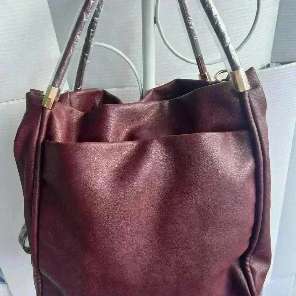 Brand New with tags Urban Expressions Burgundy Hobo